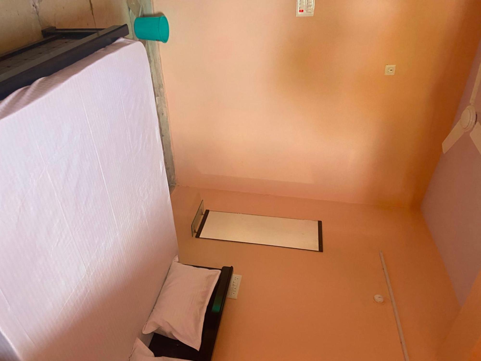 Hotel O R.J.International Pedda Ambarpet Extérieur photo