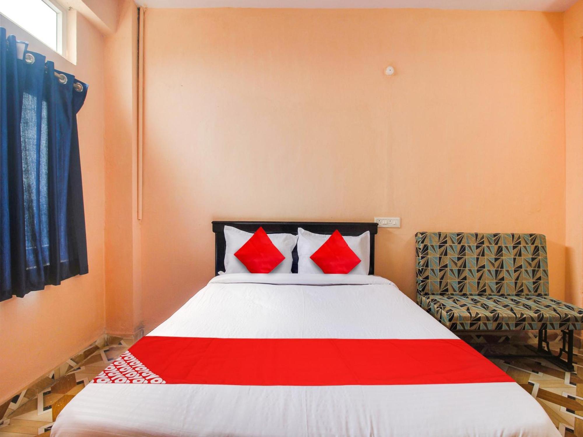Hotel O R.J.International Pedda Ambarpet Extérieur photo