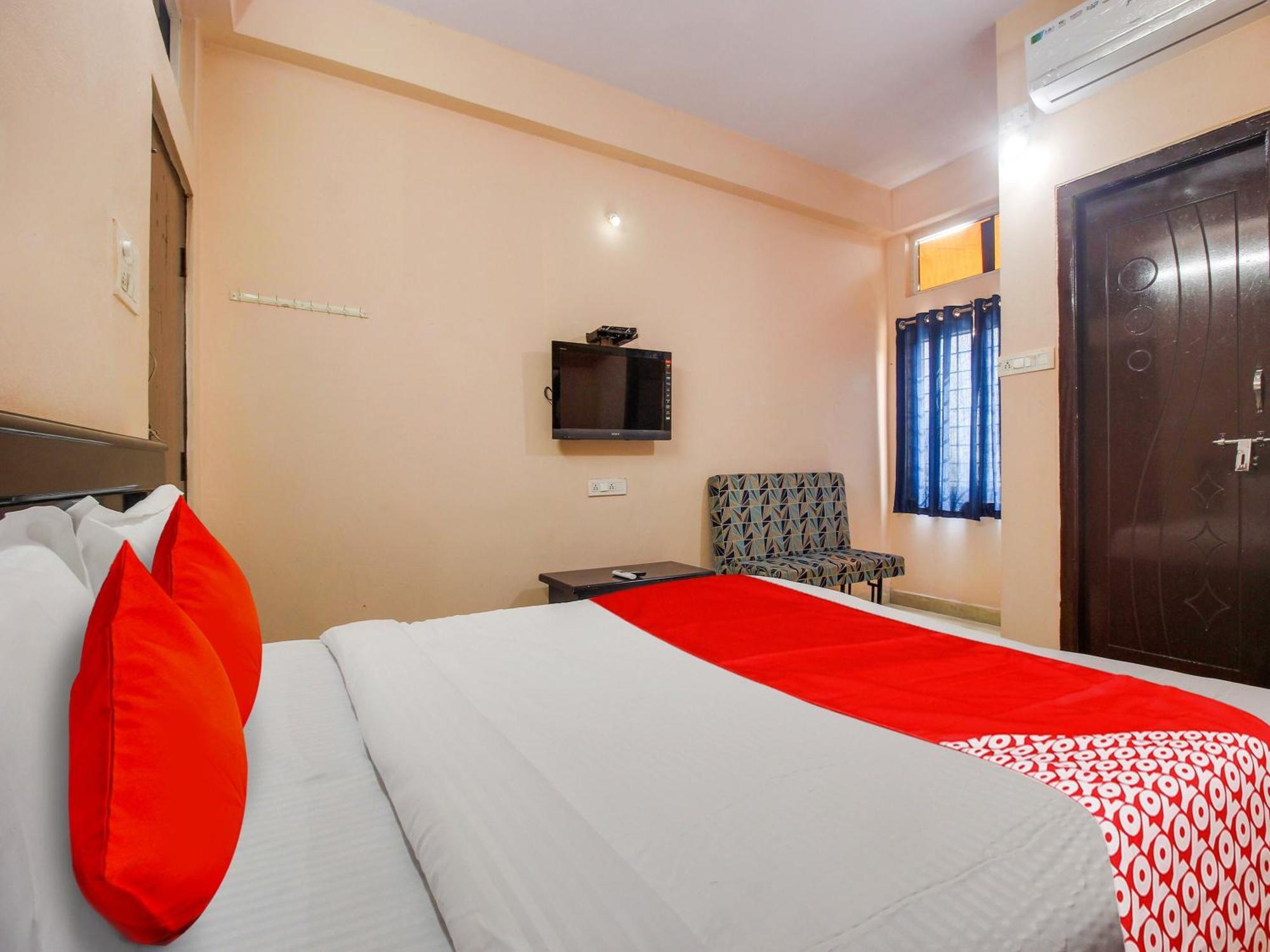 Hotel O R.J.International Pedda Ambarpet Extérieur photo