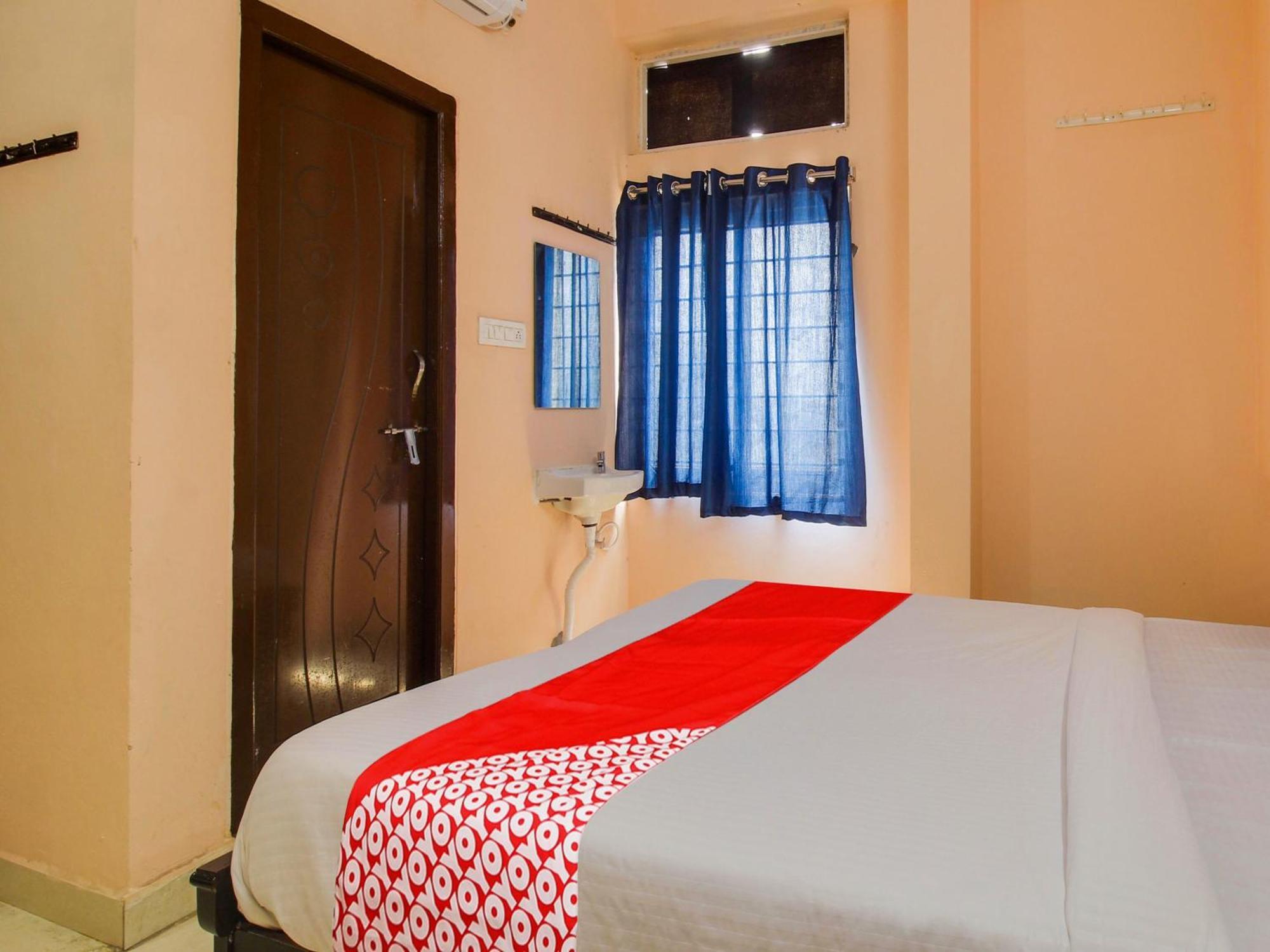 Hotel O R.J.International Pedda Ambarpet Extérieur photo
