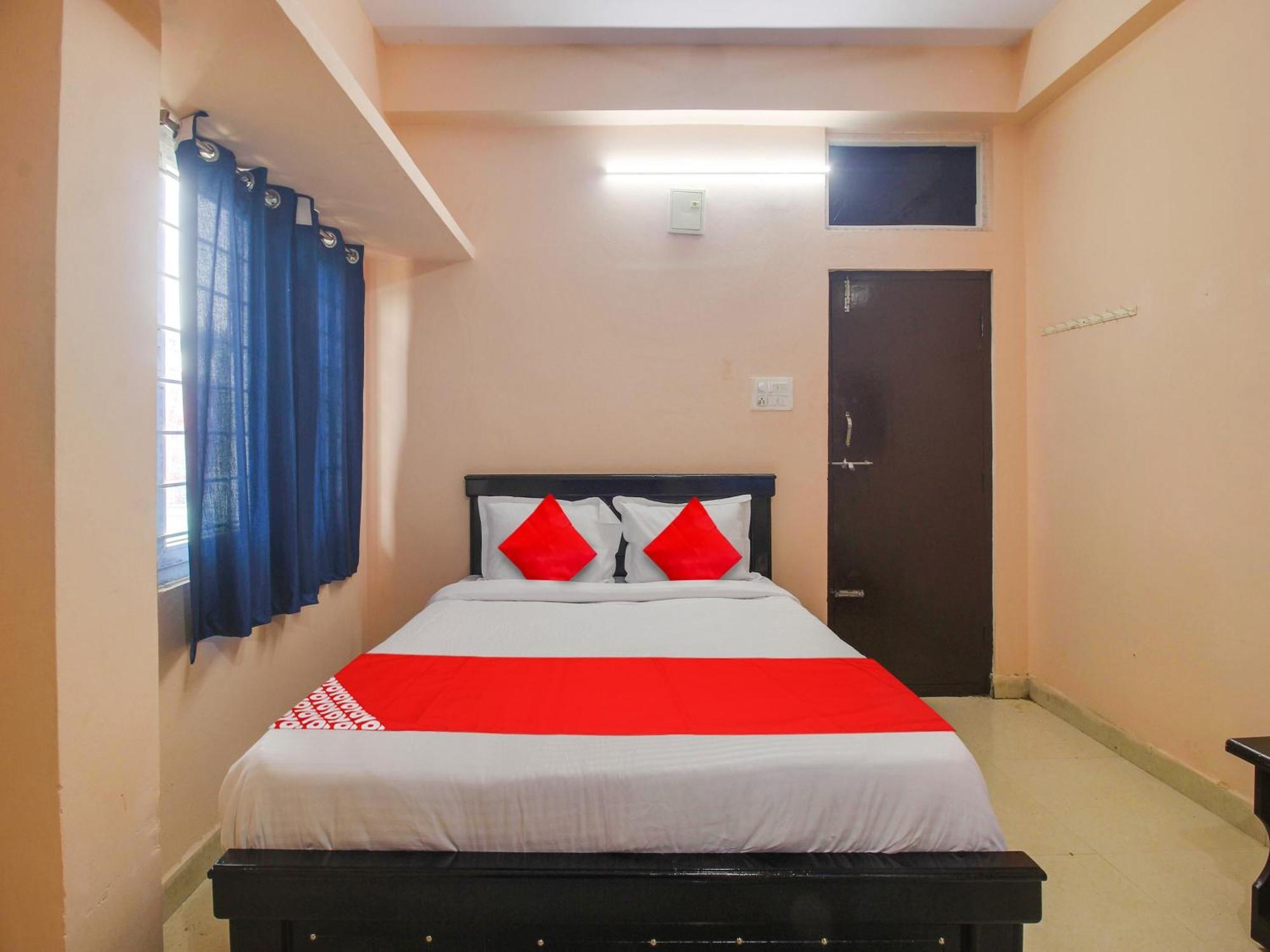 Hotel O R.J.International Pedda Ambarpet Extérieur photo